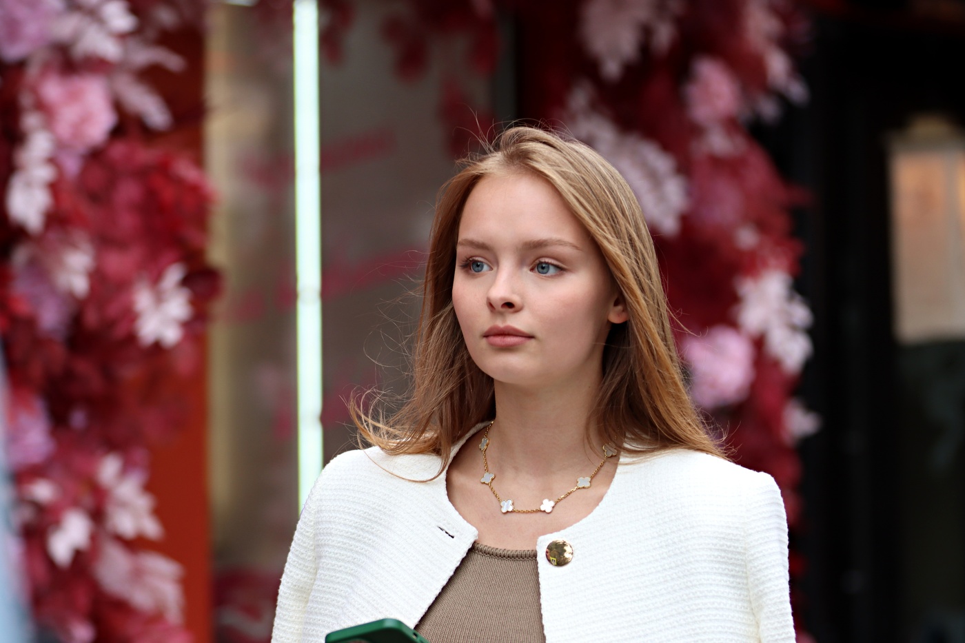 Уличный портрет