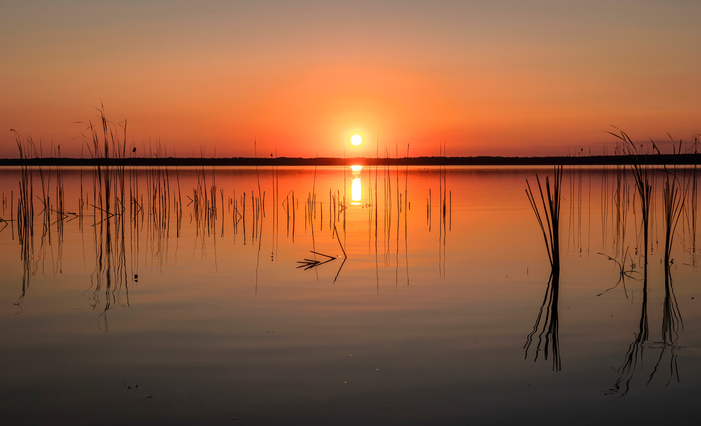 Вечер тихий.