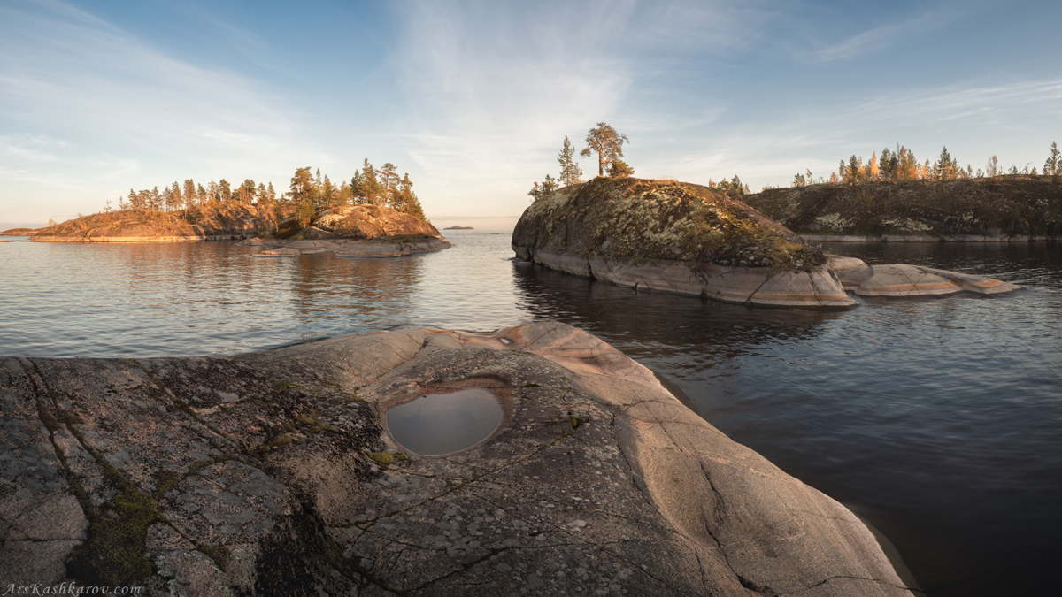 "Панорама с китом"