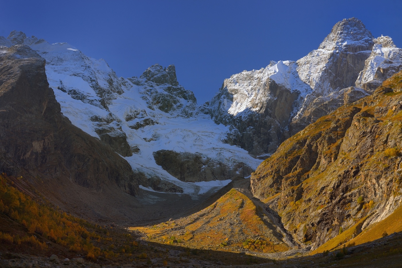 Утро в горах Кавказа