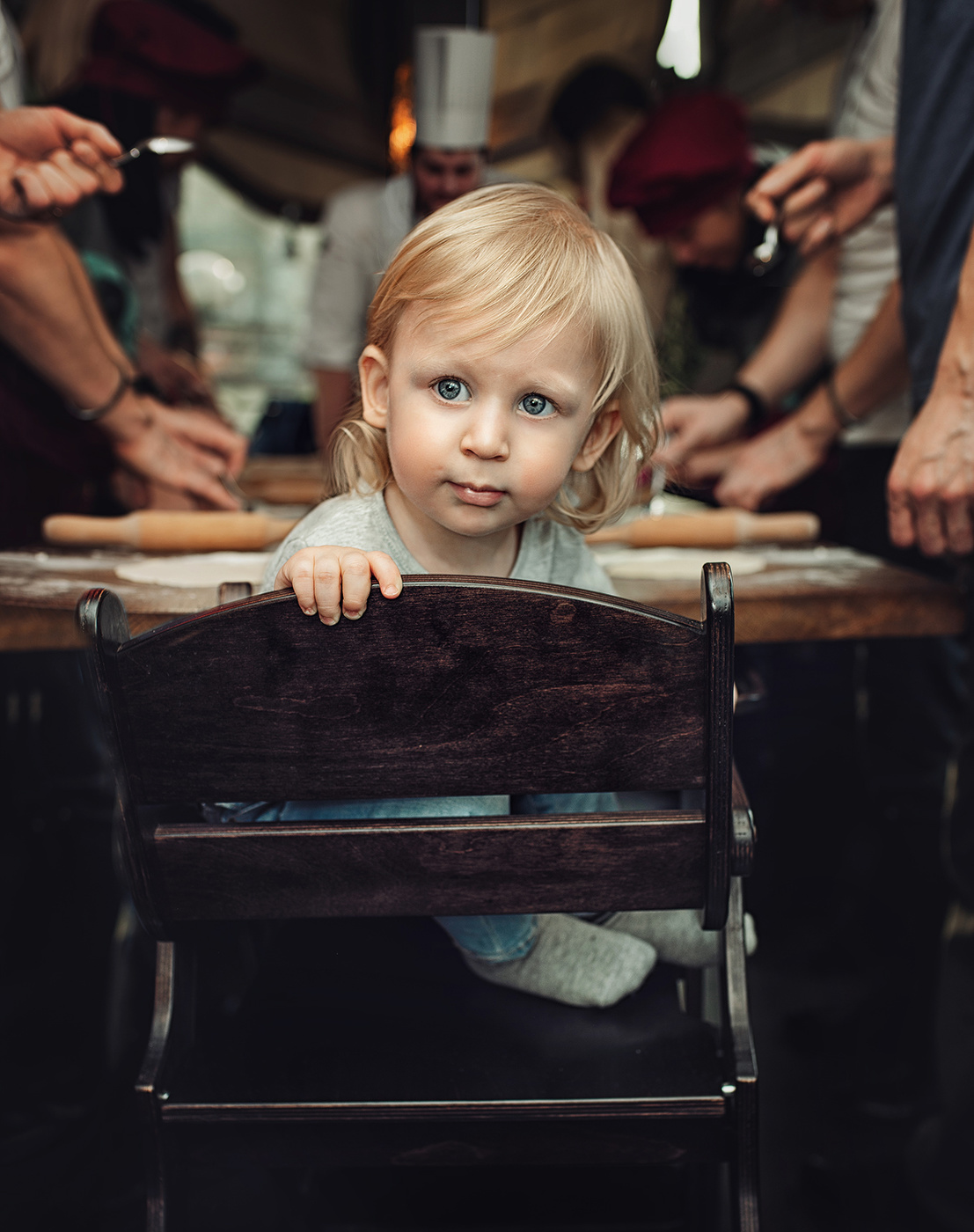 Ждёт пиццу)