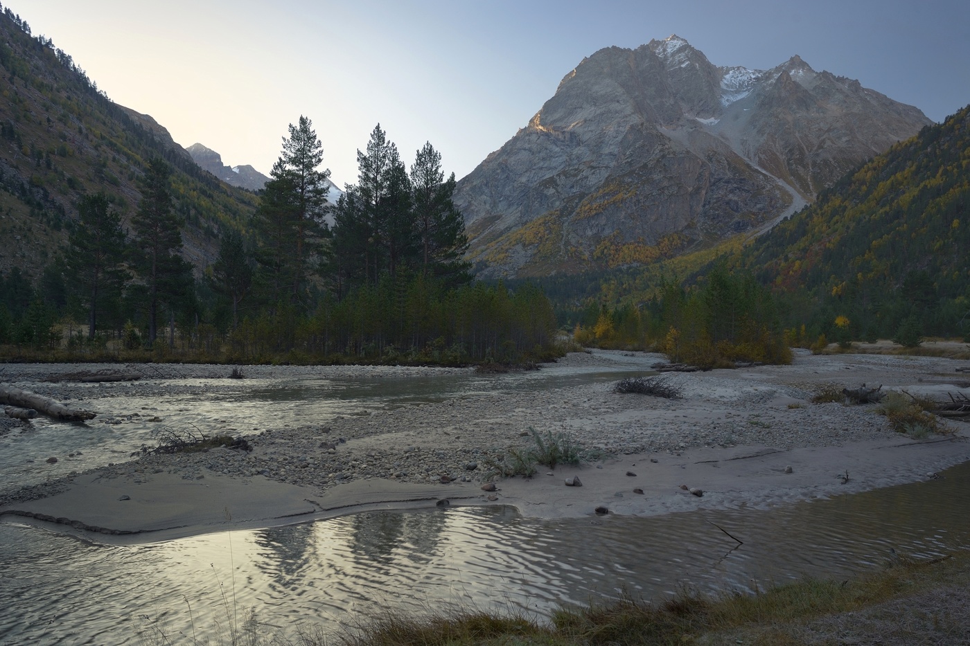 Рассвет в горах