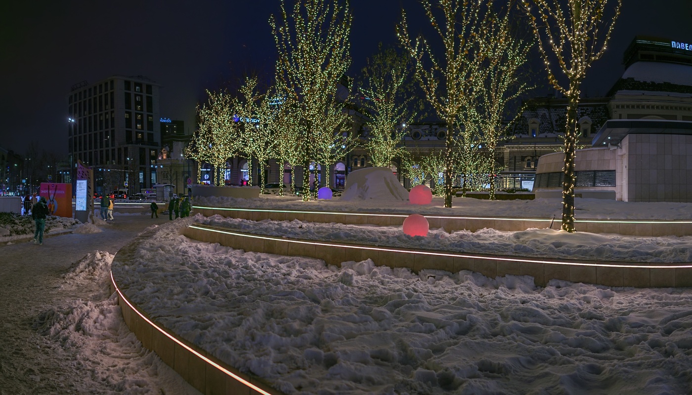 Возле Павелецкого вокзала