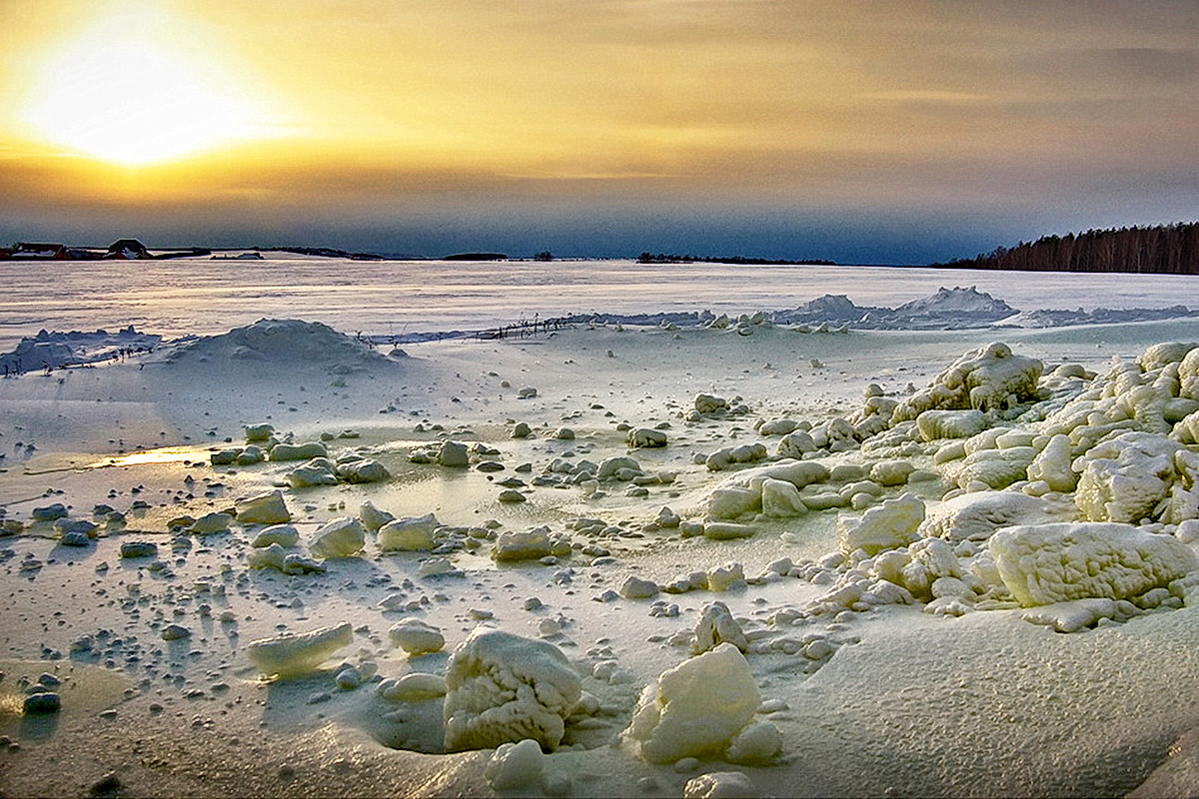 Падающие льдины.