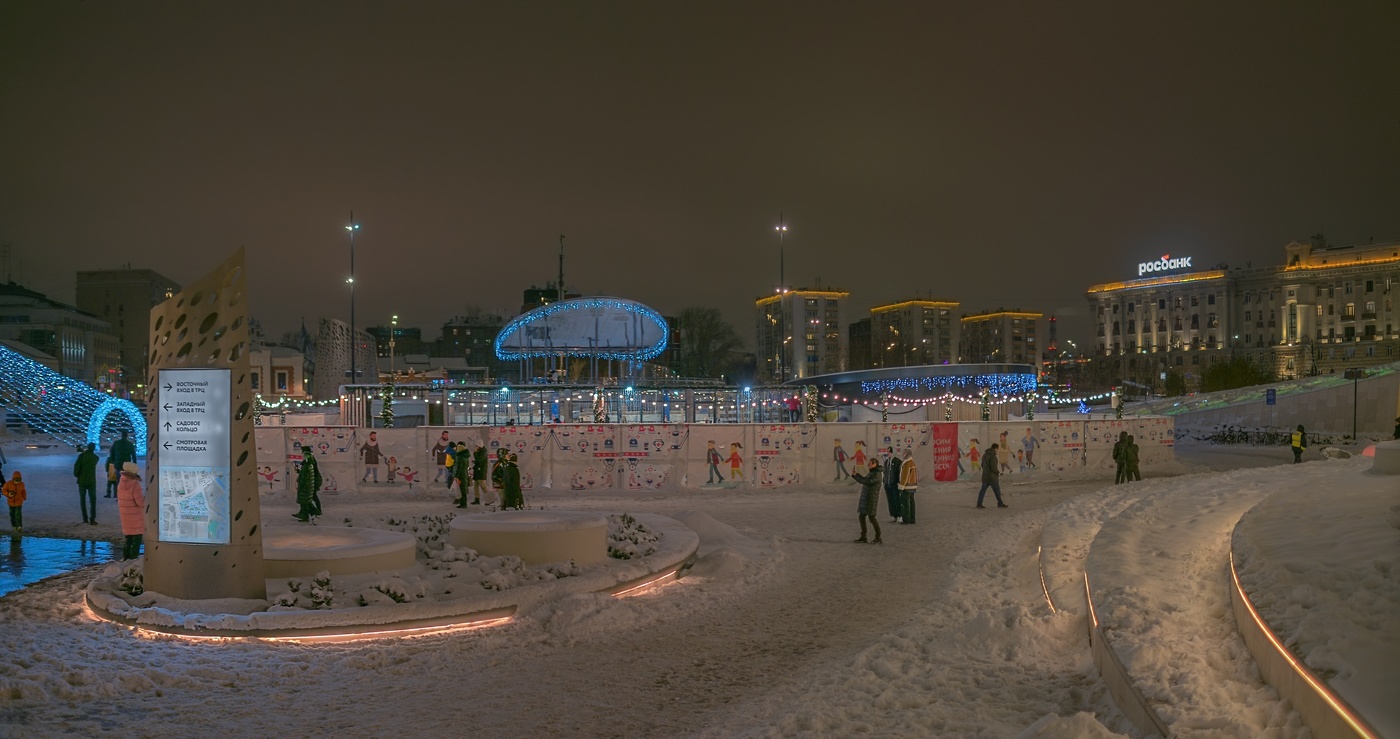 Возле Павелецкого вокзала