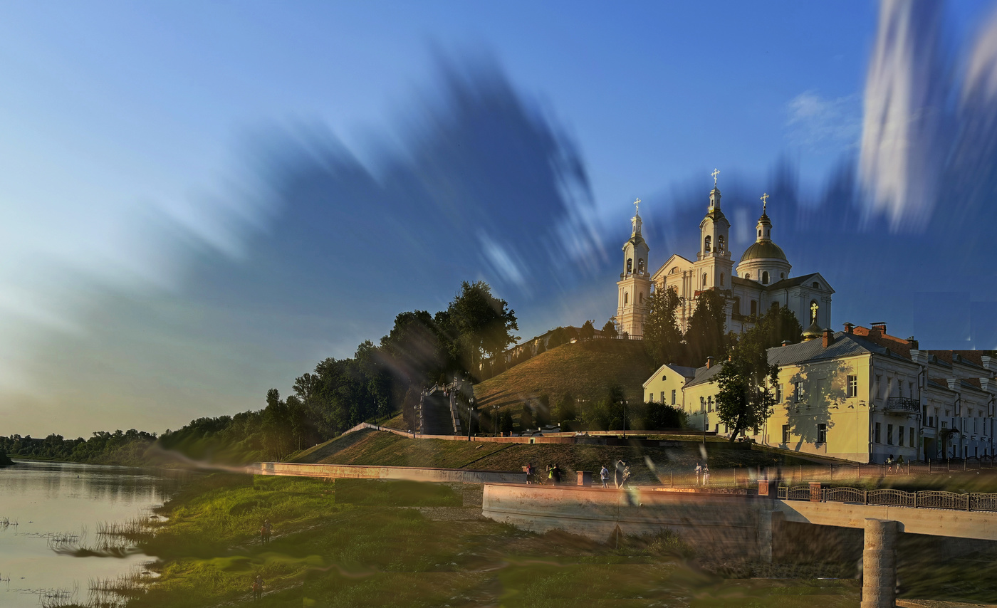 Многострадальный храм