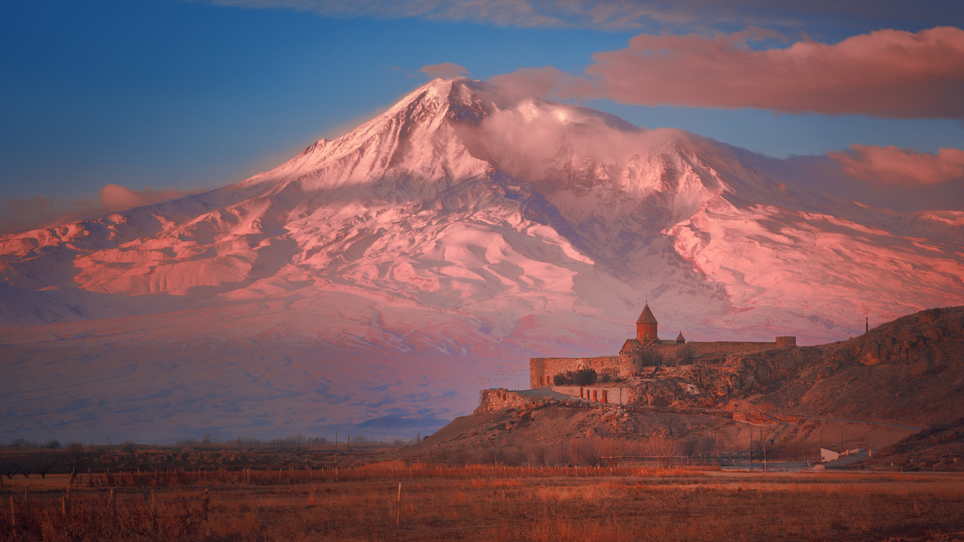 Большой Арарат на рассвете