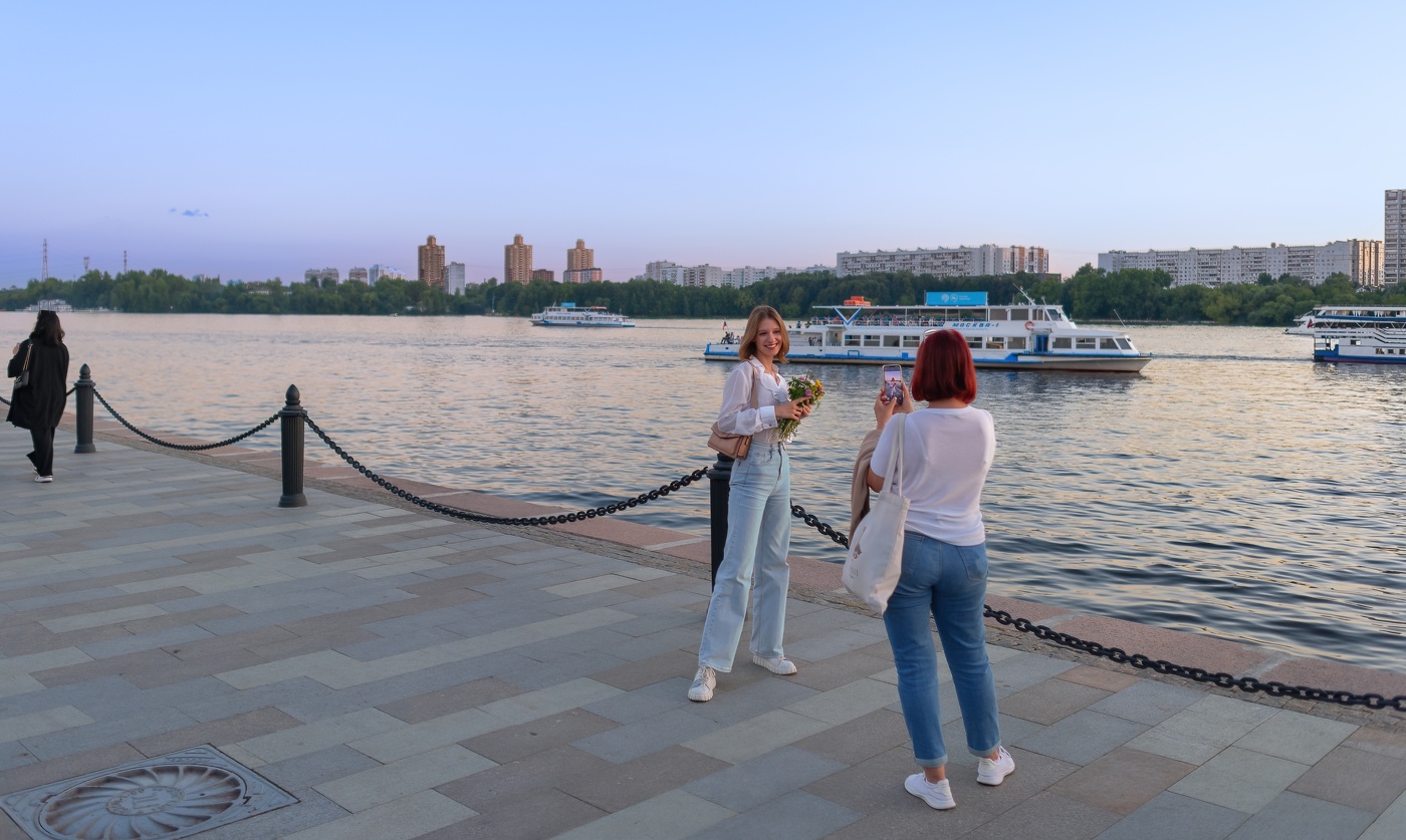 Снимок для него