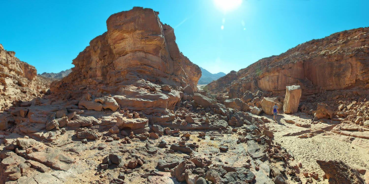 так - то в Египте, там тепло...