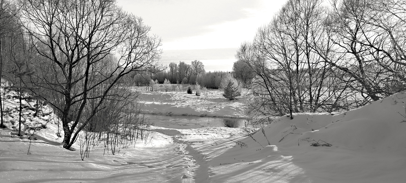 в молочных берегах