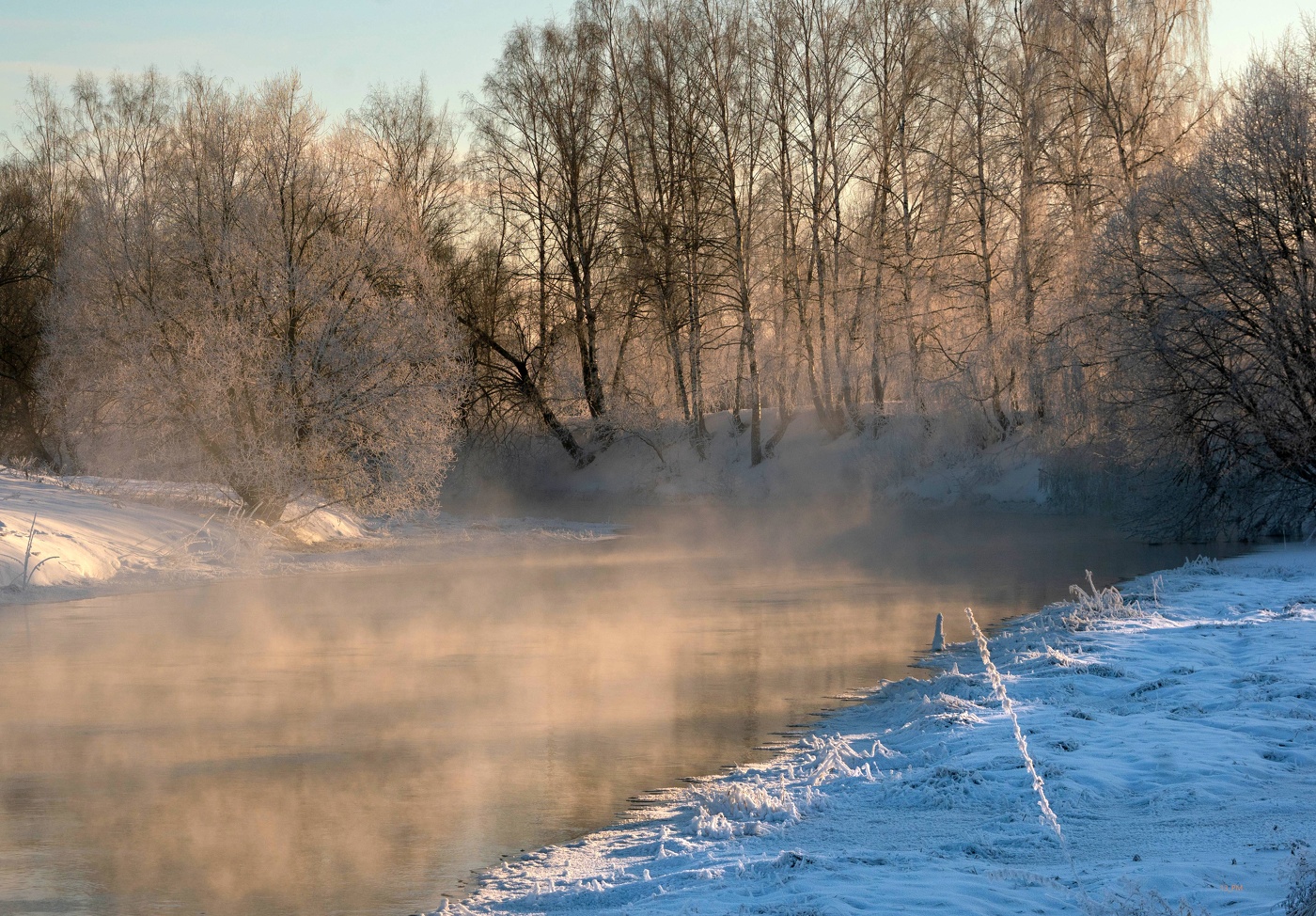 Зимняя река
