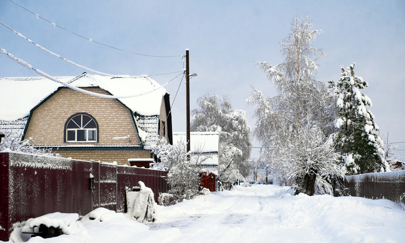 Зимой в посёлке.