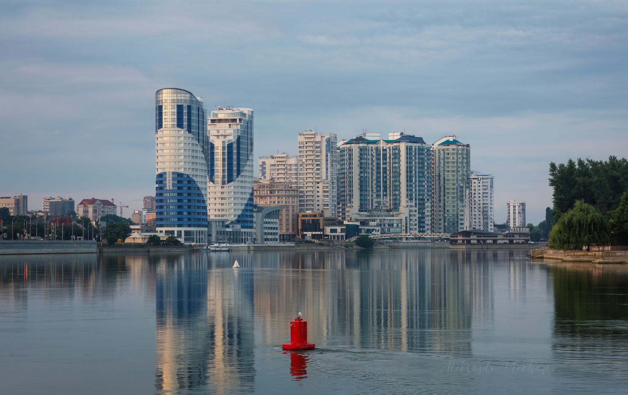 Красный бакен