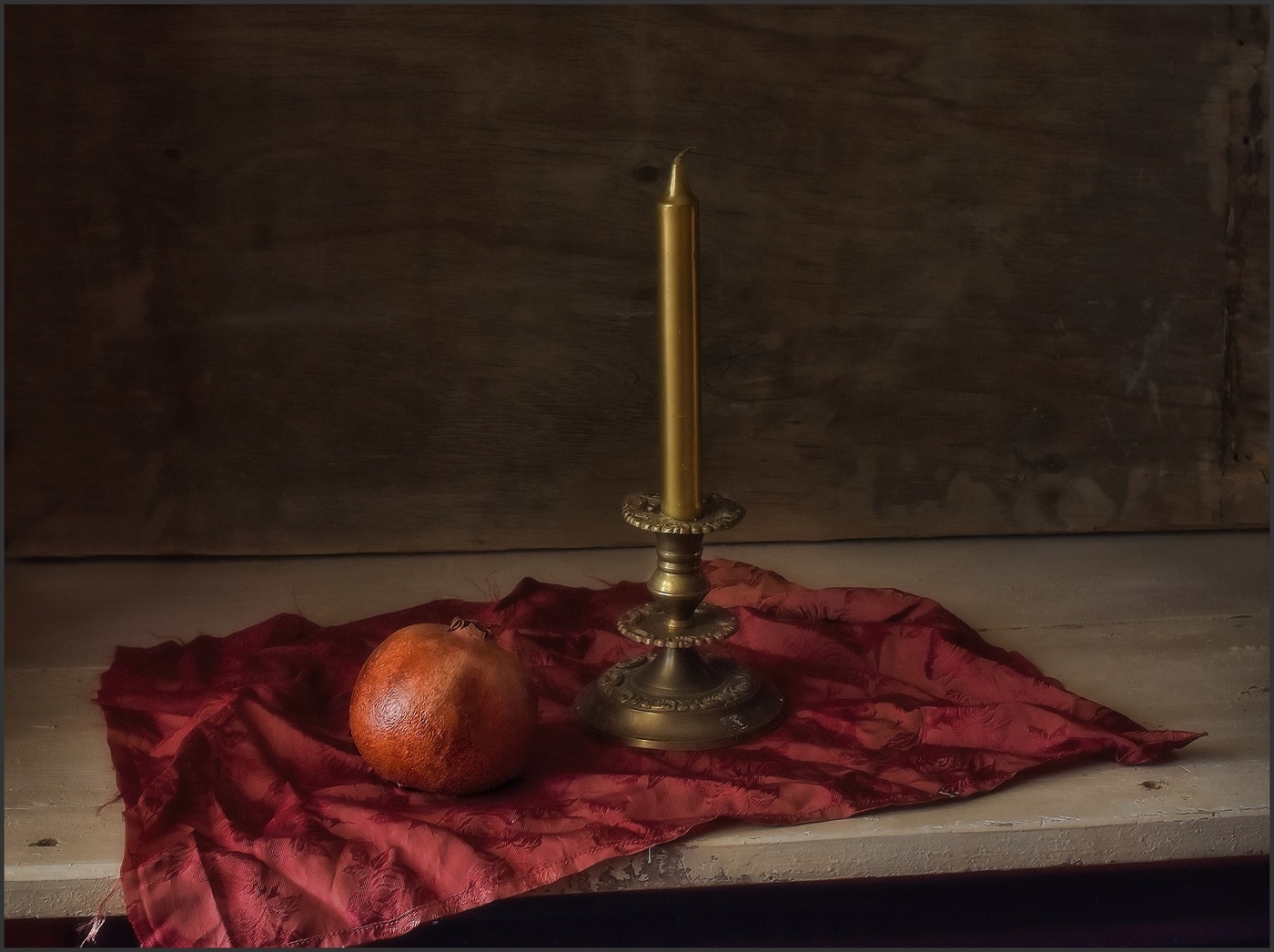 ...... Свеча и гранат ......