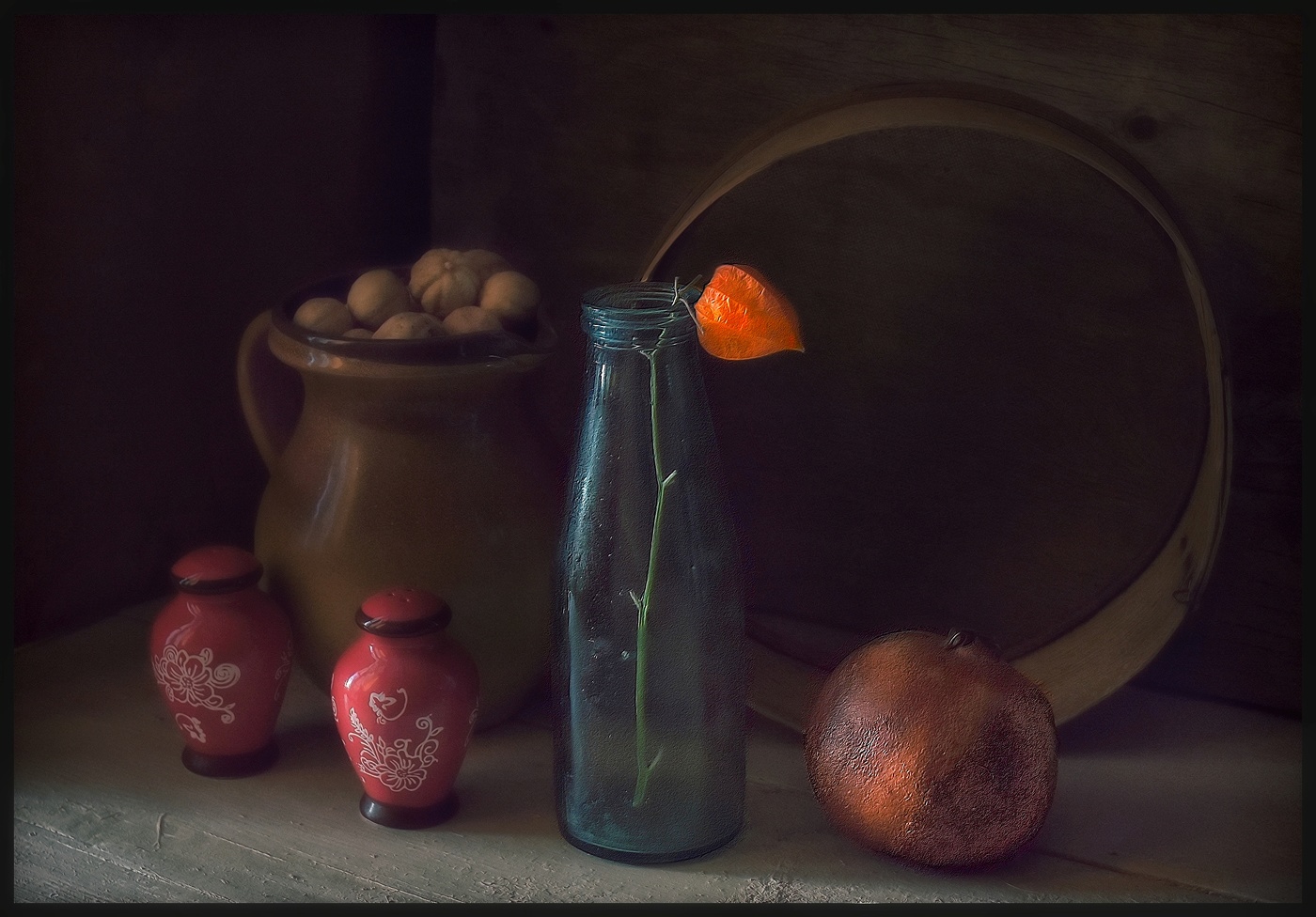 ..... Физалис в бутылке .....