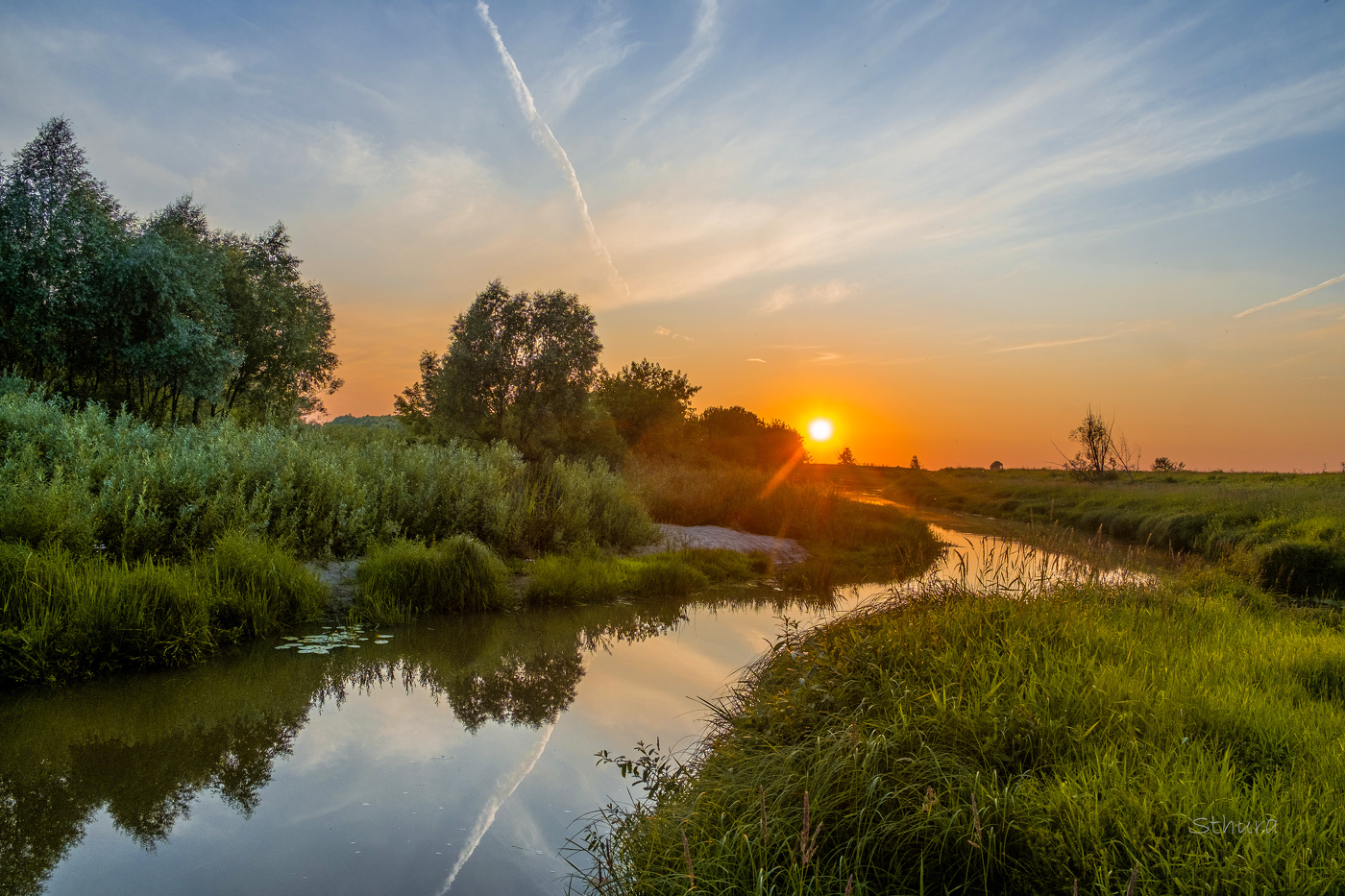 Лето, вечер.