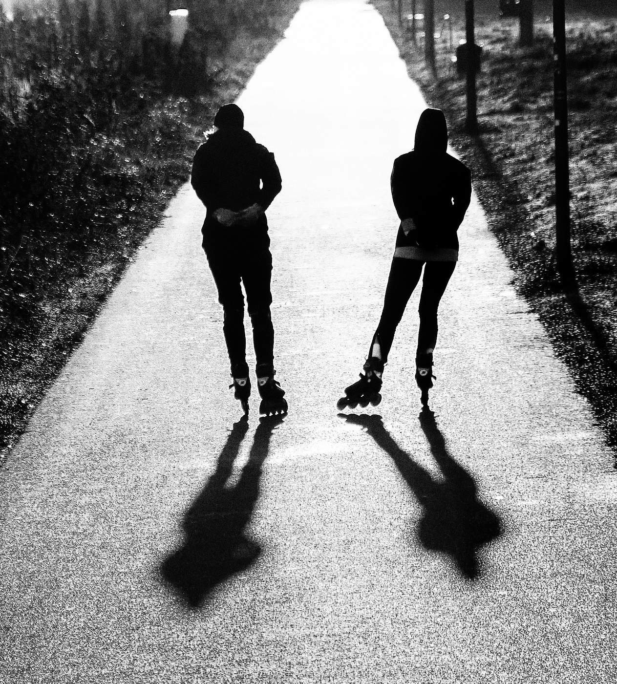 Обгоняя тини