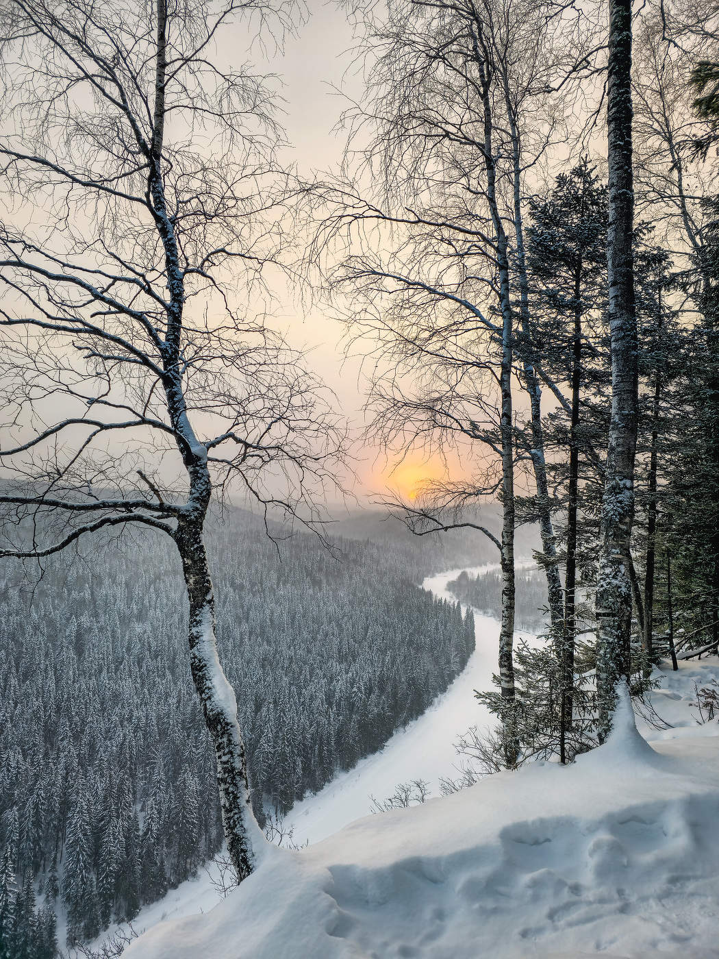 Над обрывом...