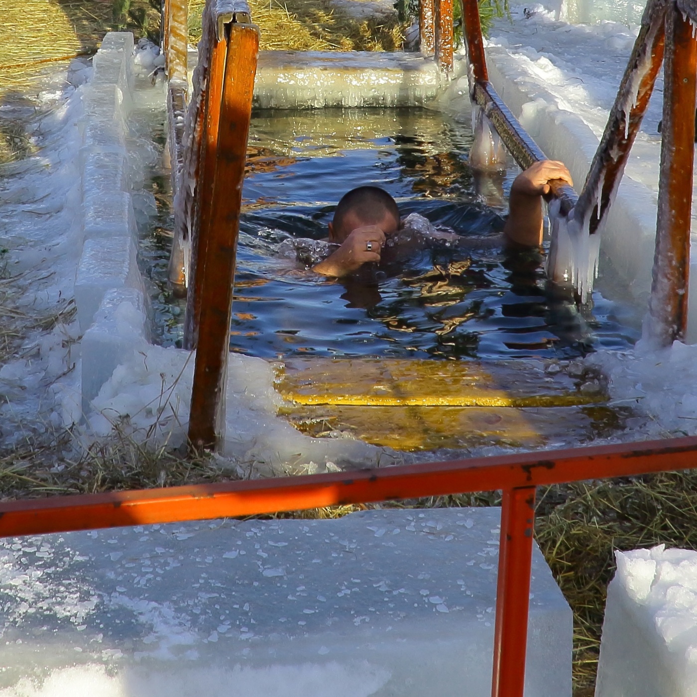 Крещенская купель
