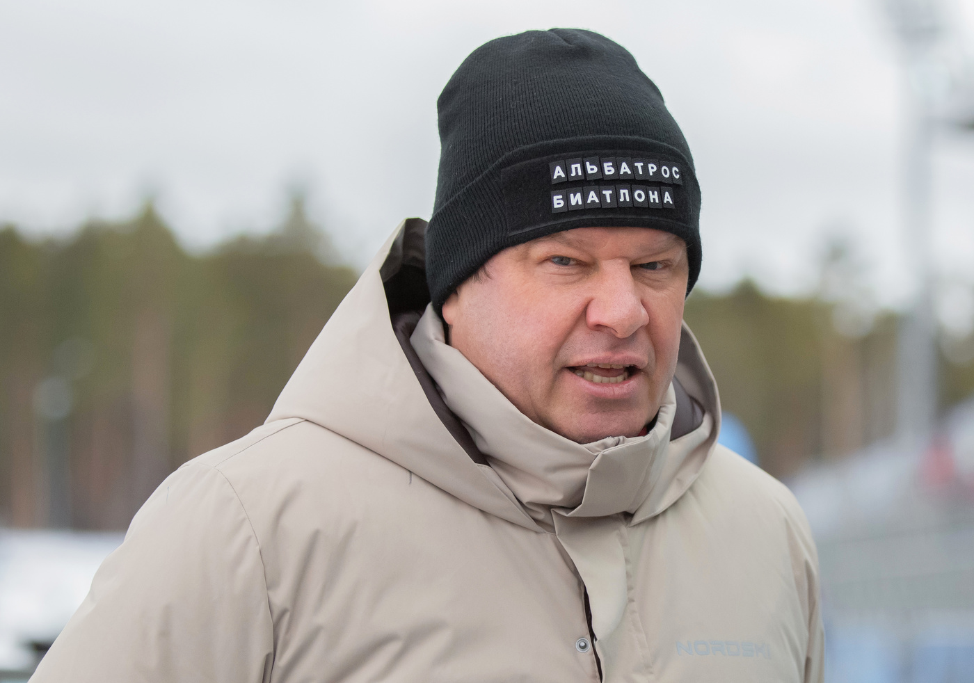 "Спортивный комментатор".