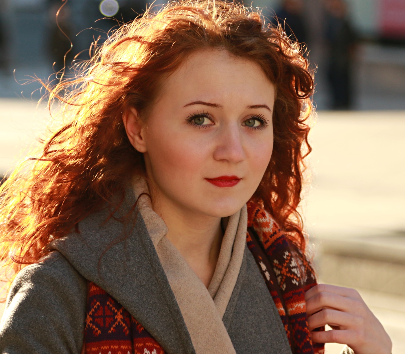 Портрет прохожей