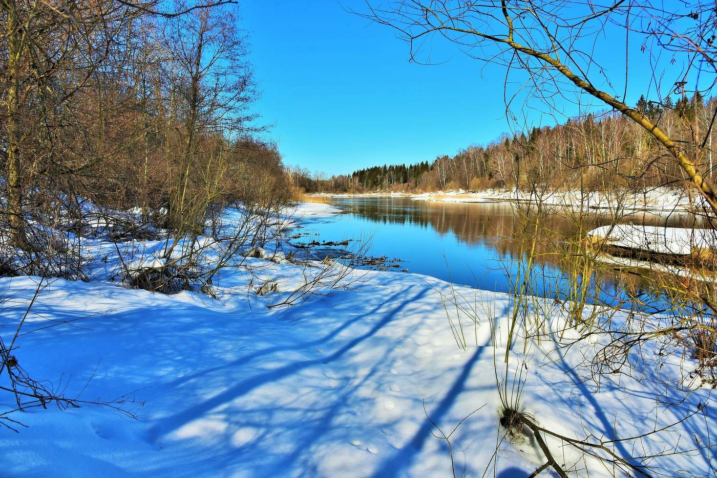 Безоблачный день ...