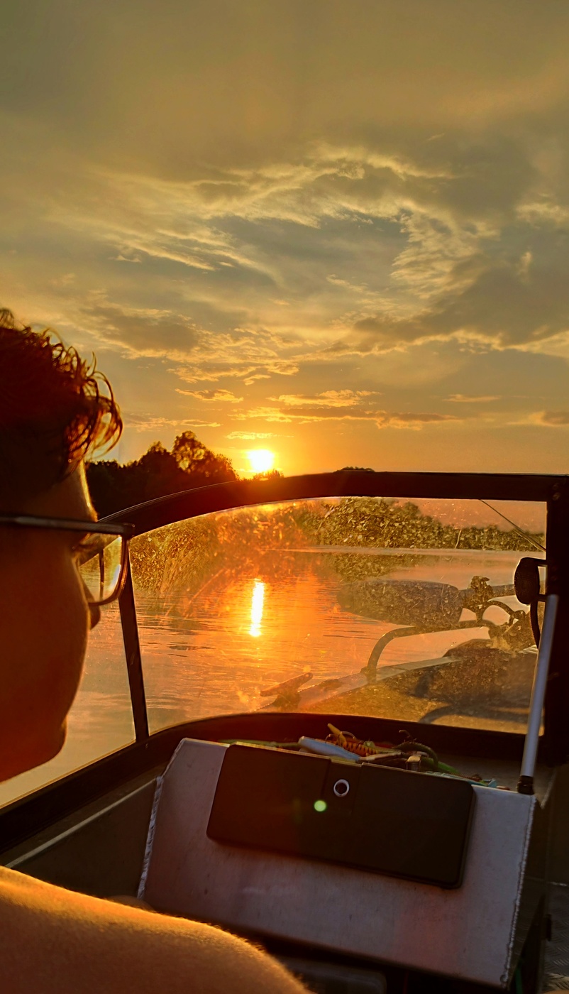 Закат на Волге