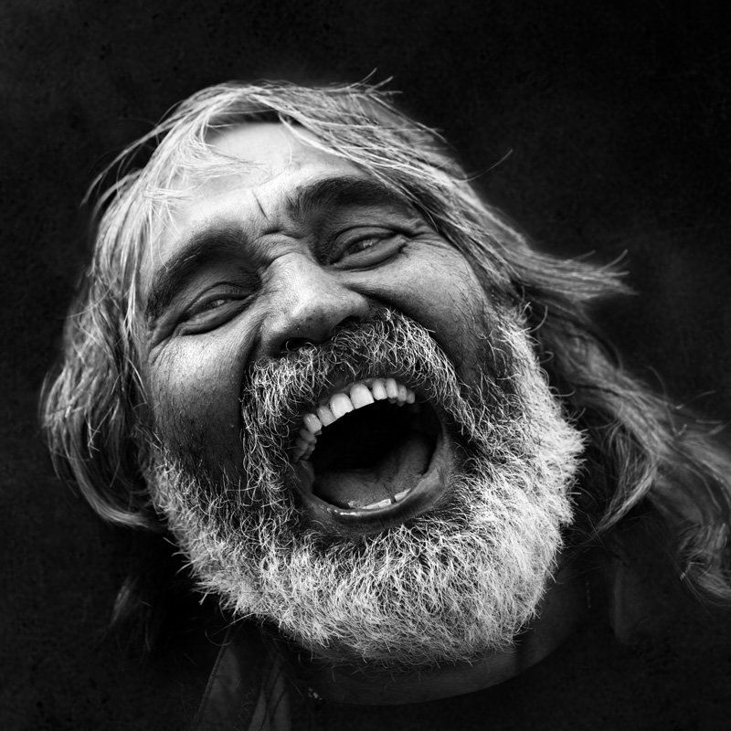 тридцать два