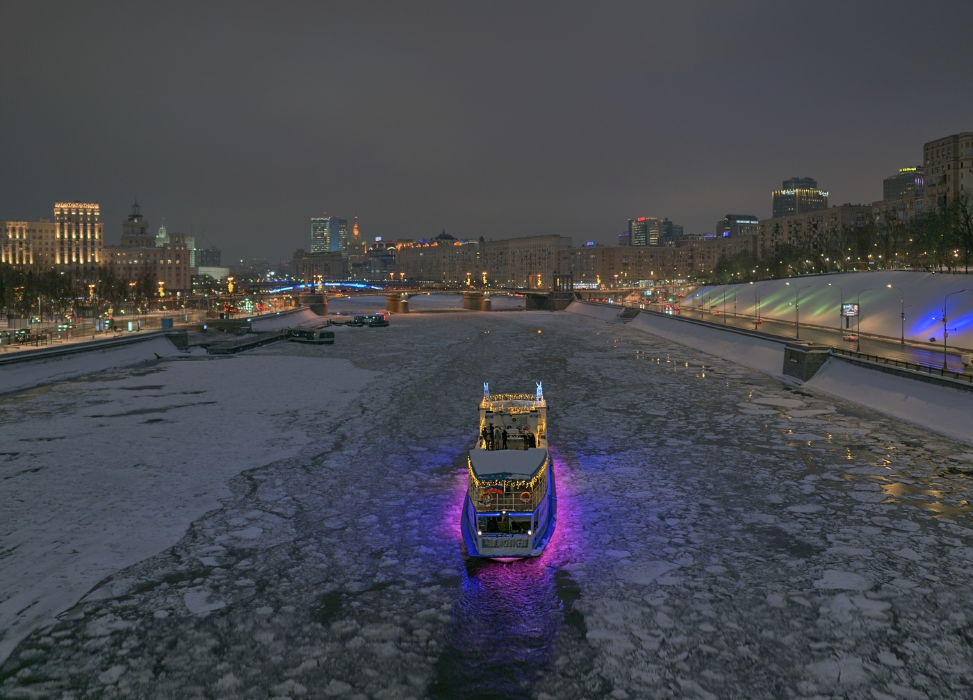 Вид на Москва-реку зимой