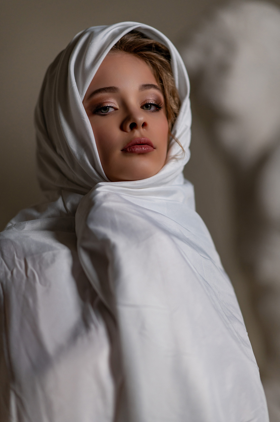 В чём-то белом