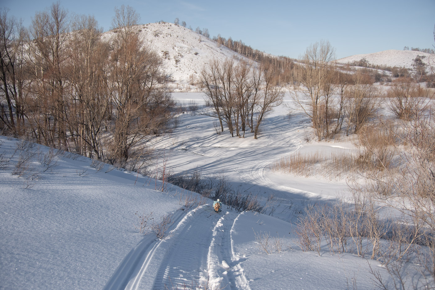 Спуск к реке