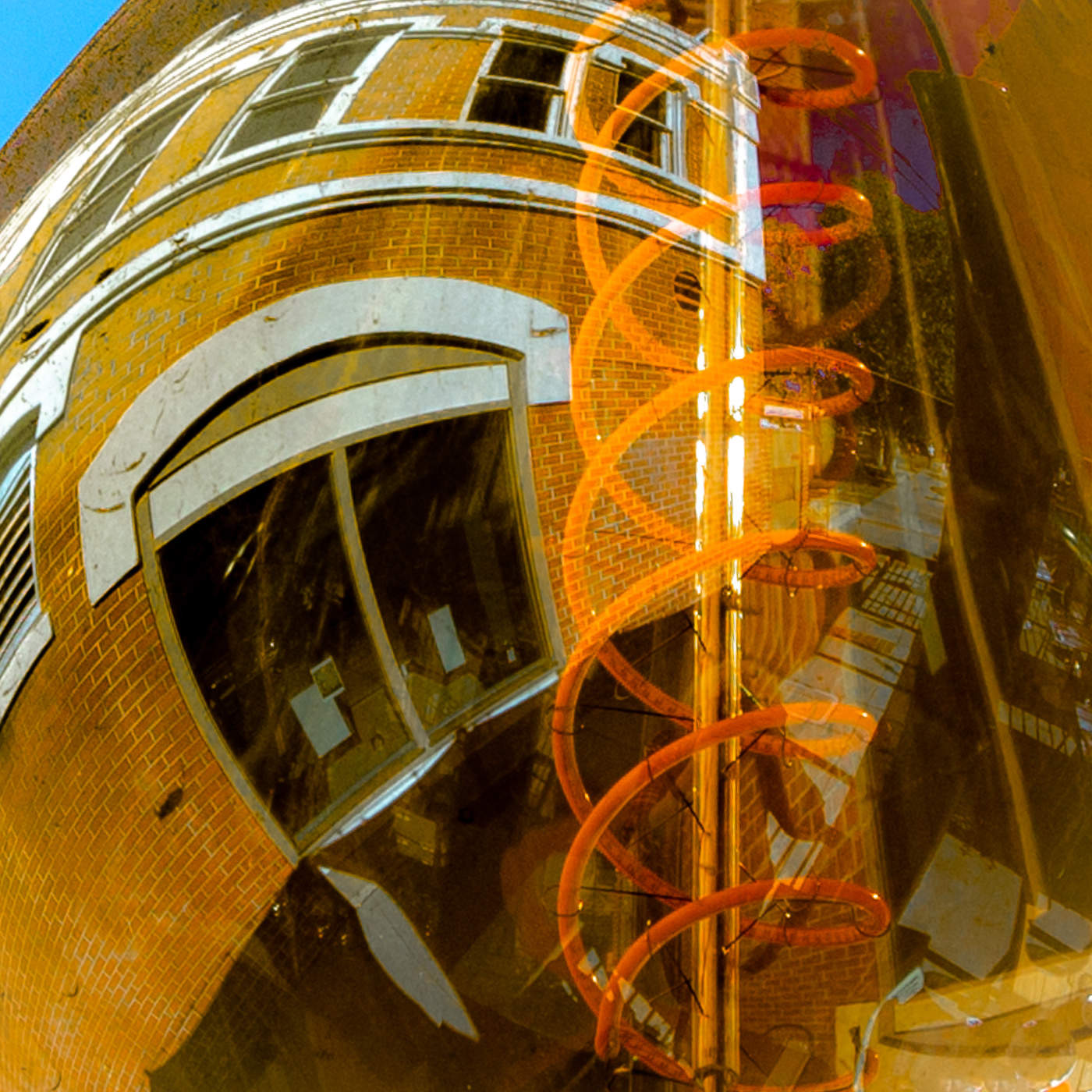 Оранжевая спираль