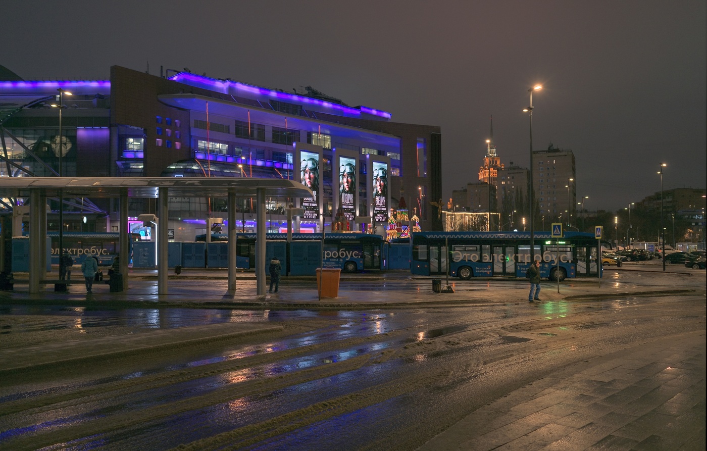 Рандомный снимок возле ТЦ ЕВРОПЕЙСКИ