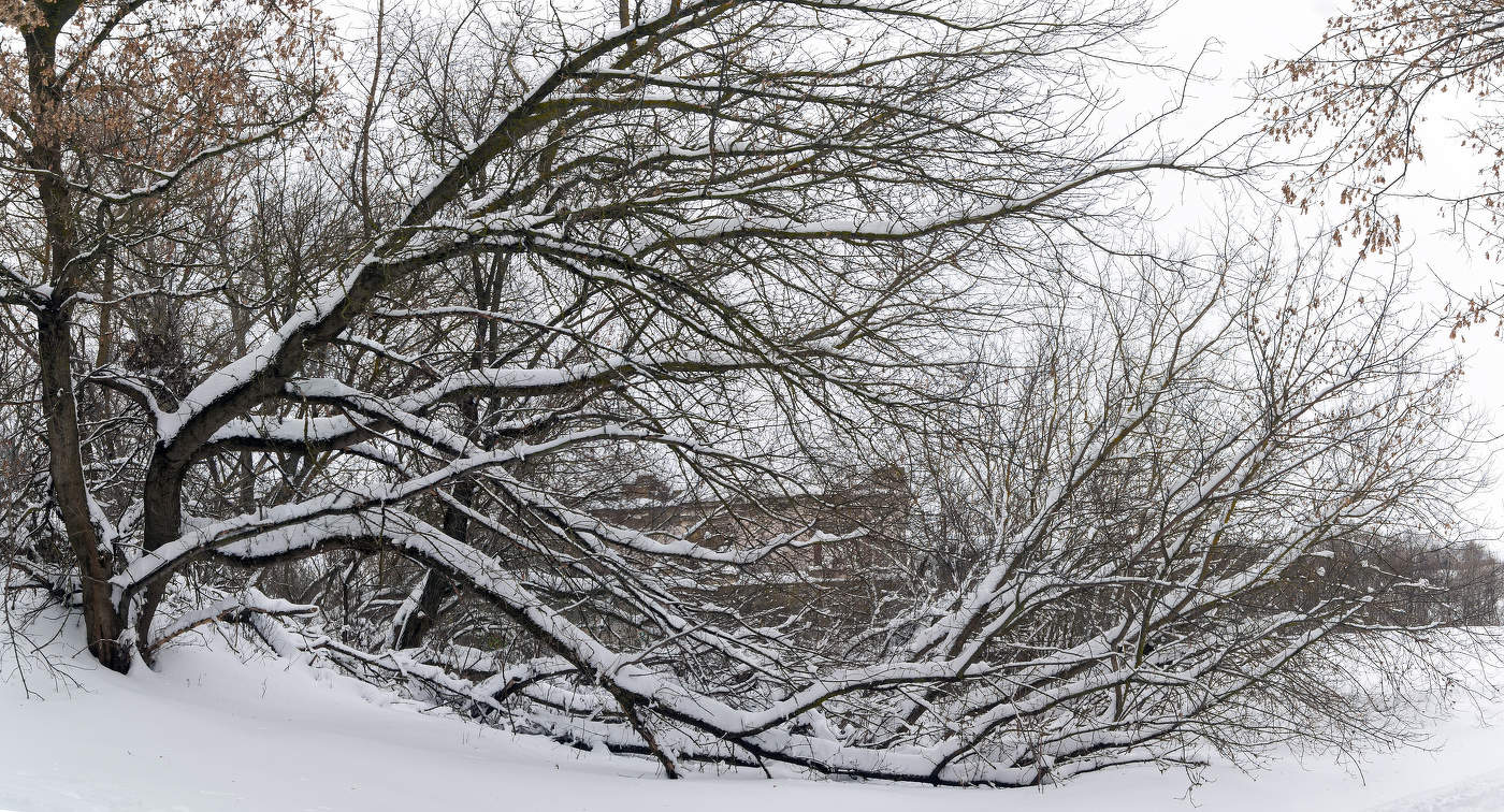 у старой ГЭС