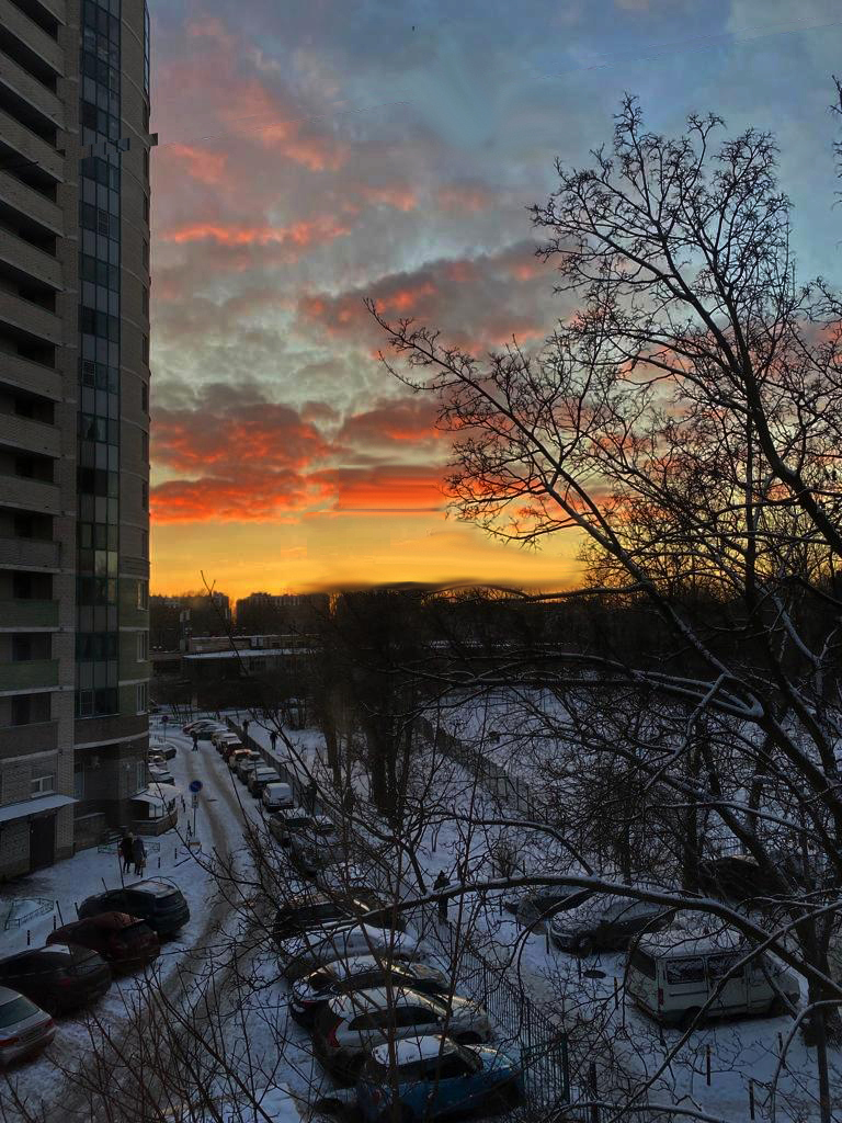 Спят усталые...