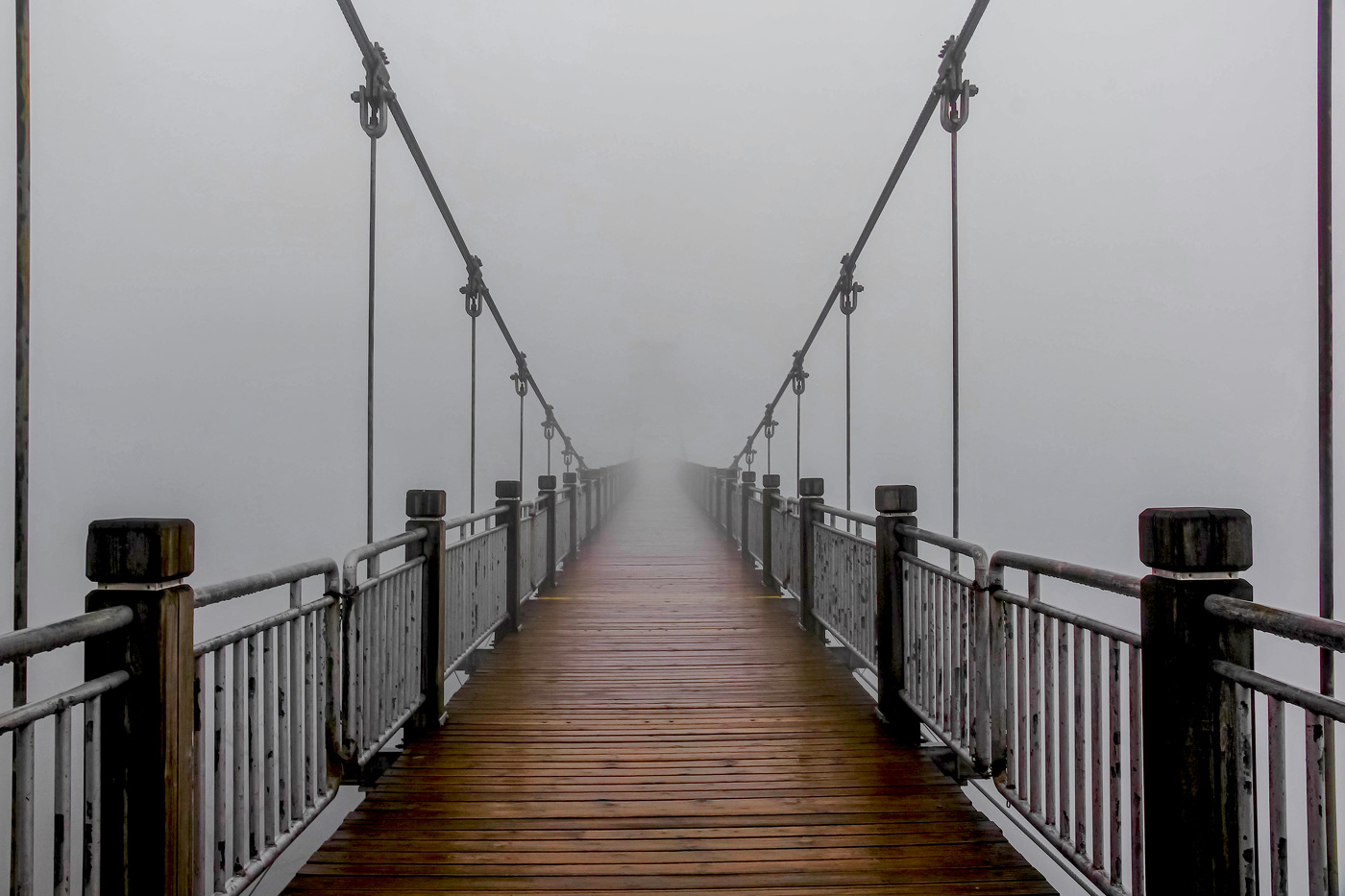 跨越深渊的桥梁