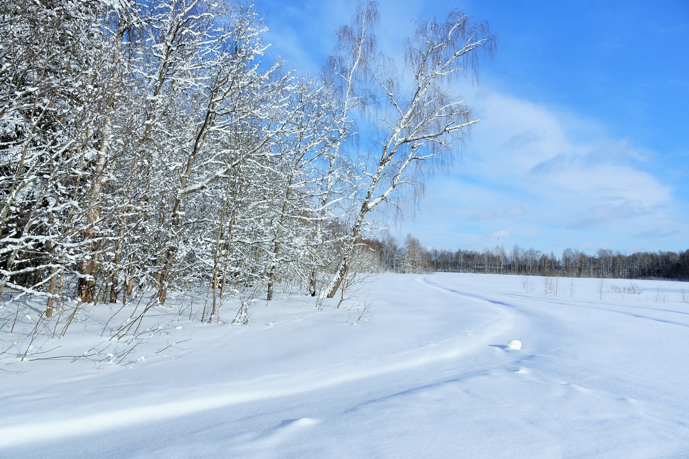 "Мело, мело по всей земле, во все пределы ..."