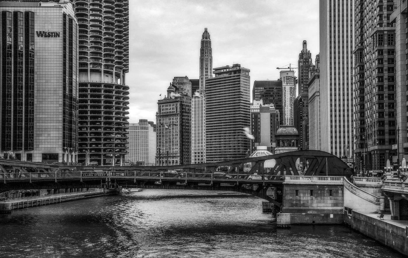 "Небоскребы, небоскребы, ...