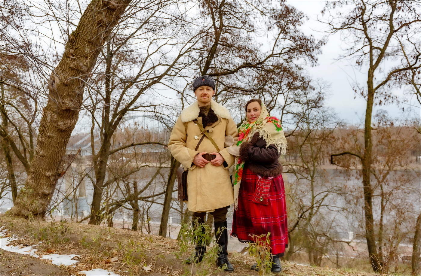 ВРЕМЯ ПОМНИТ УШЕДШЕЕ...