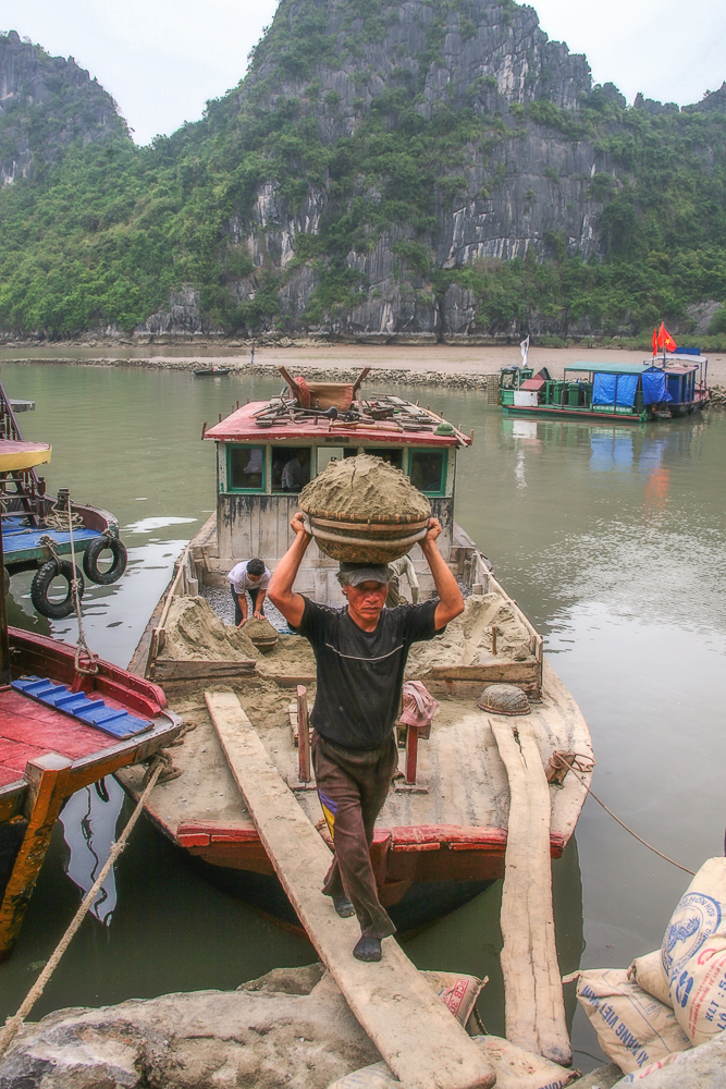 "Ещё десят тысяч вёдер и ...