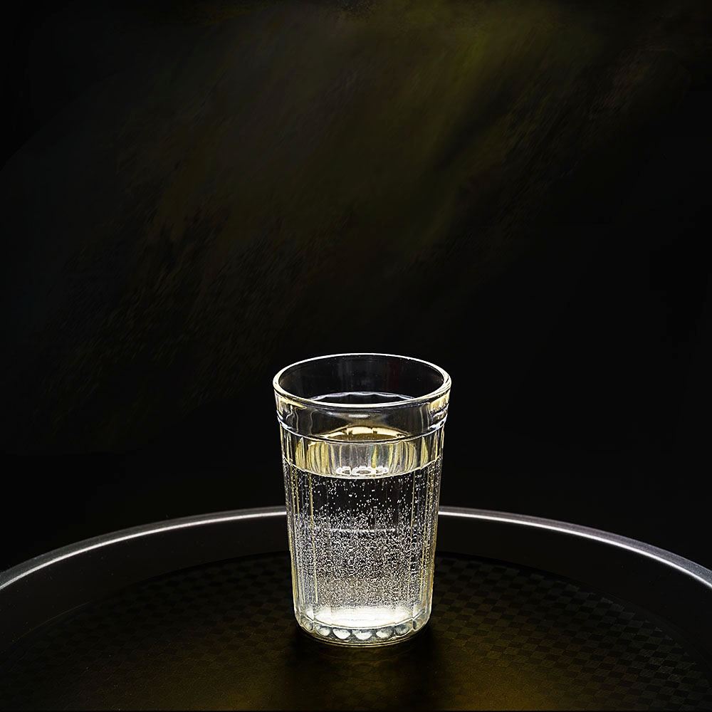 классика с элементами позолоты