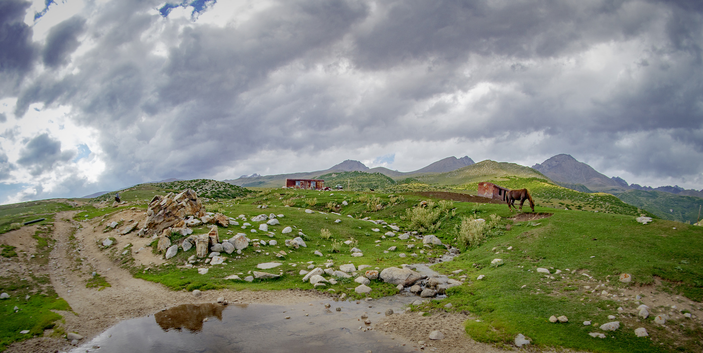 По горной дороге