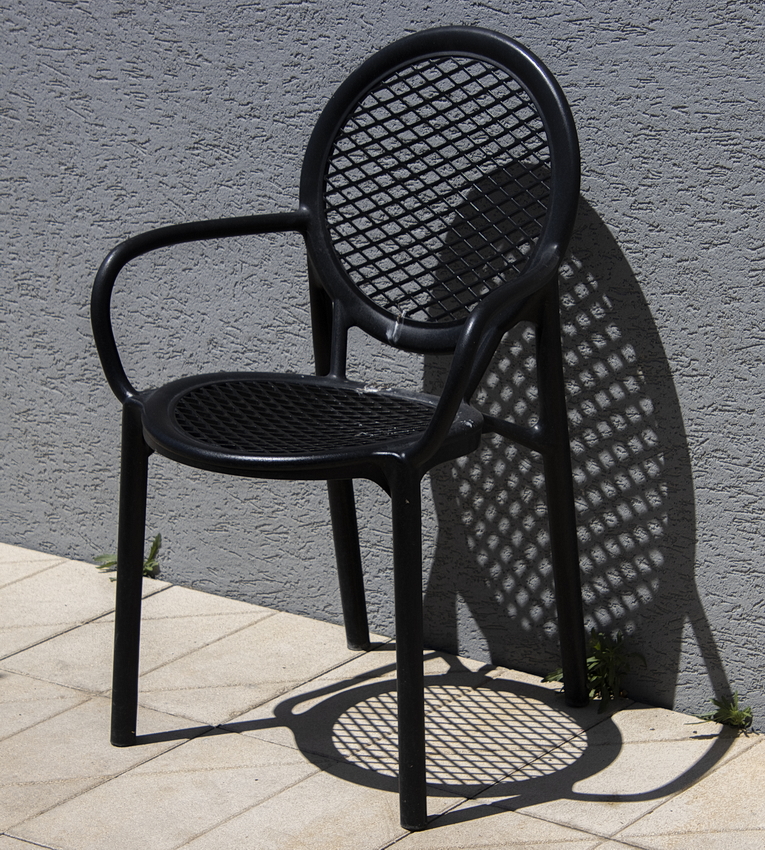 Тени исчезают в полдень