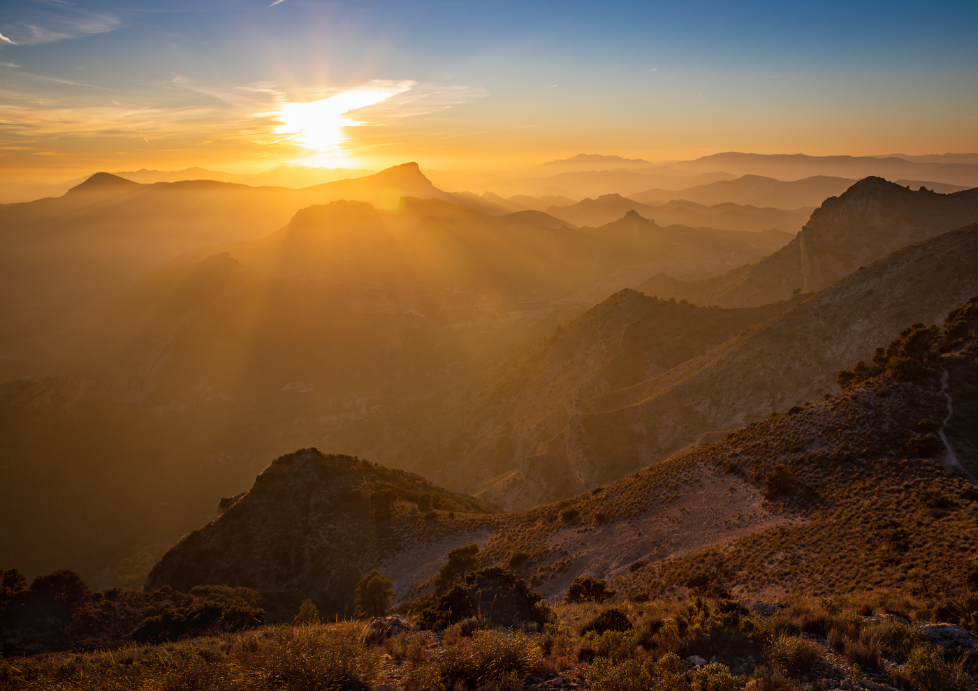 Горы на закате