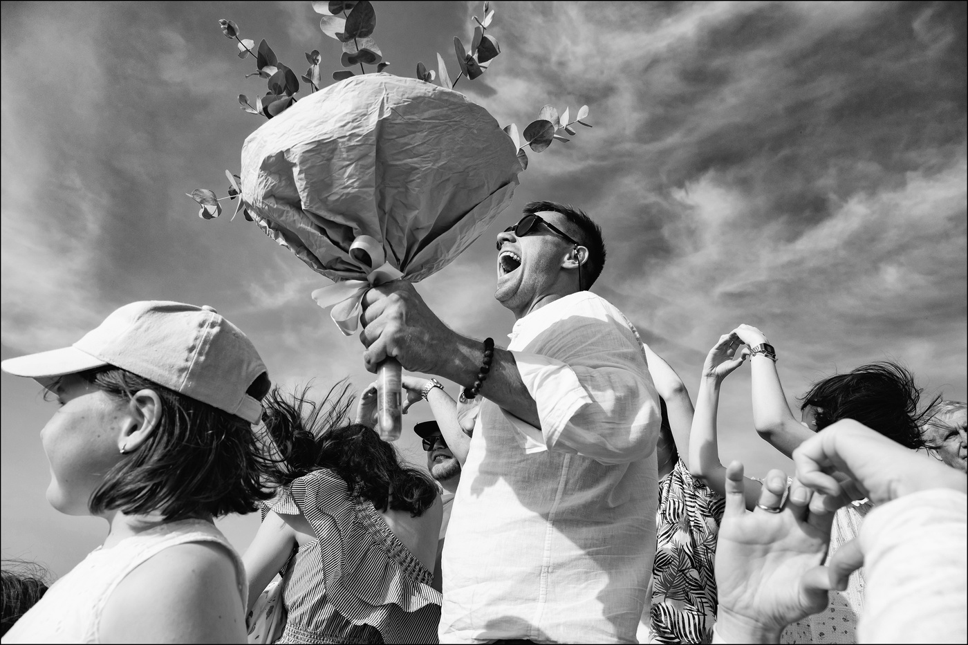 Жених. Свадьба на Волге.