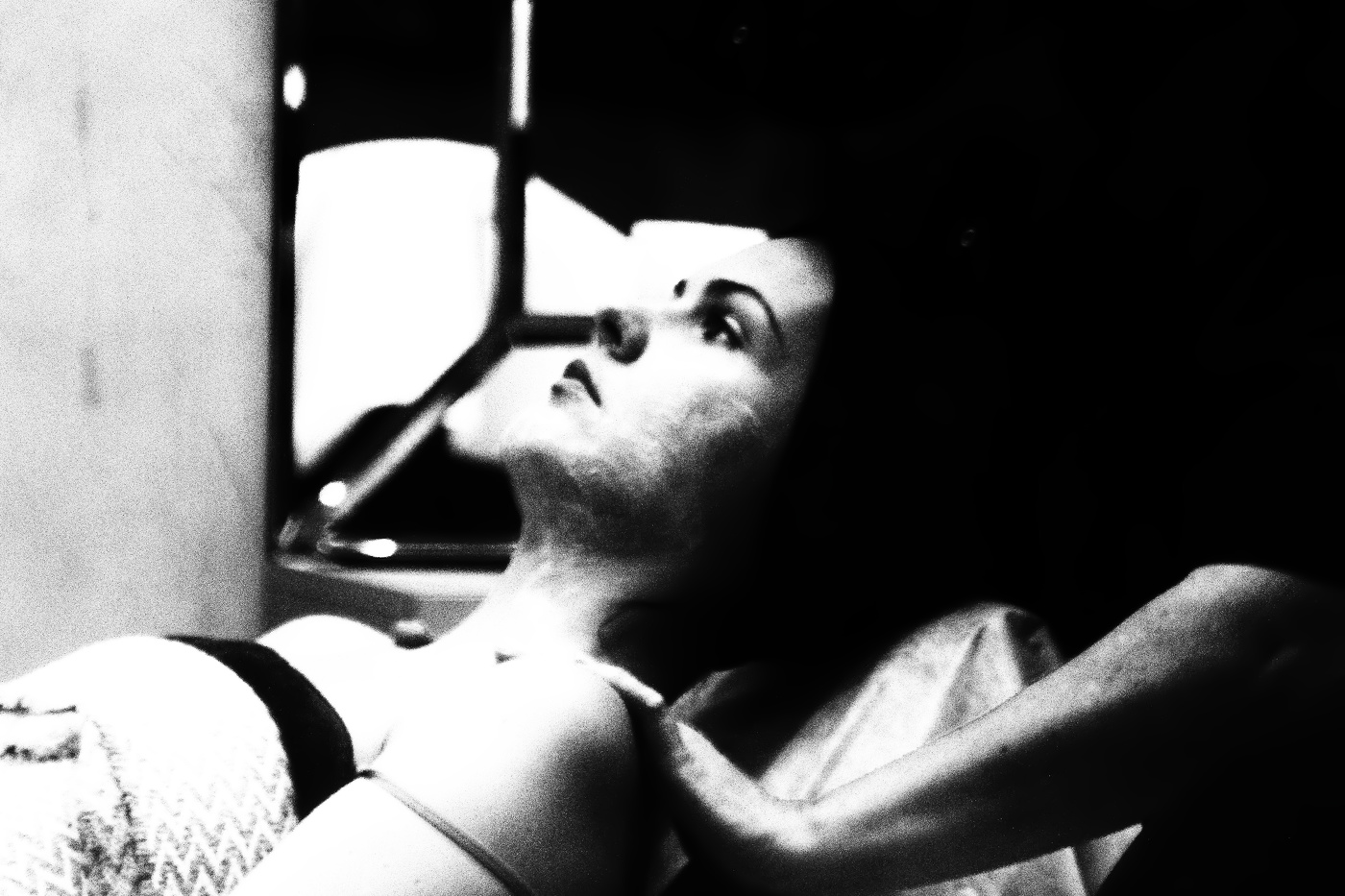 "Пока меня не было, кто-то смотрелся в мое зеркало"