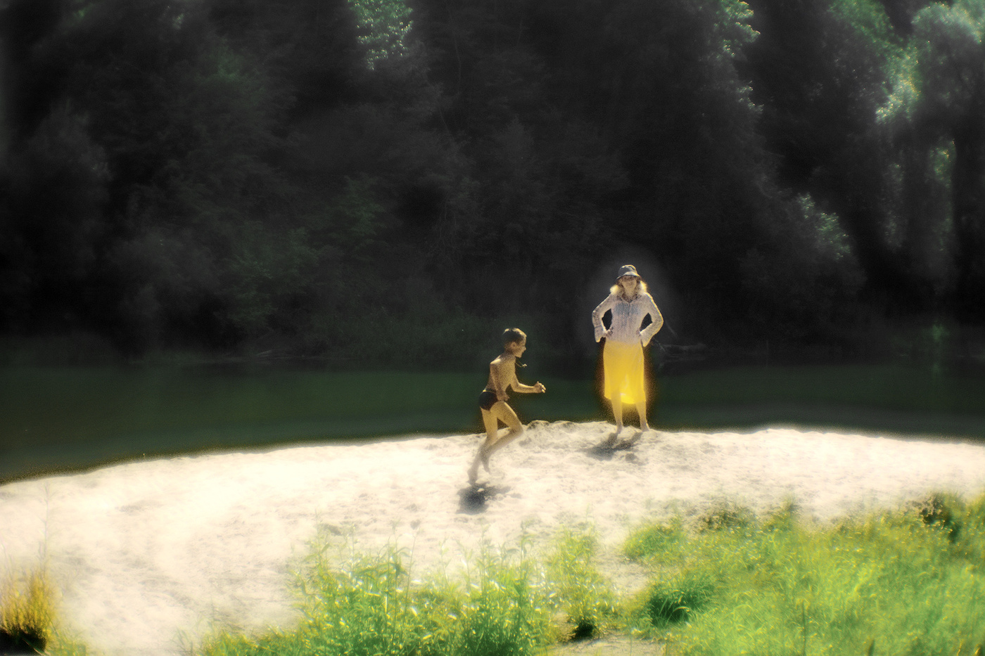 Бегущий мальчик.