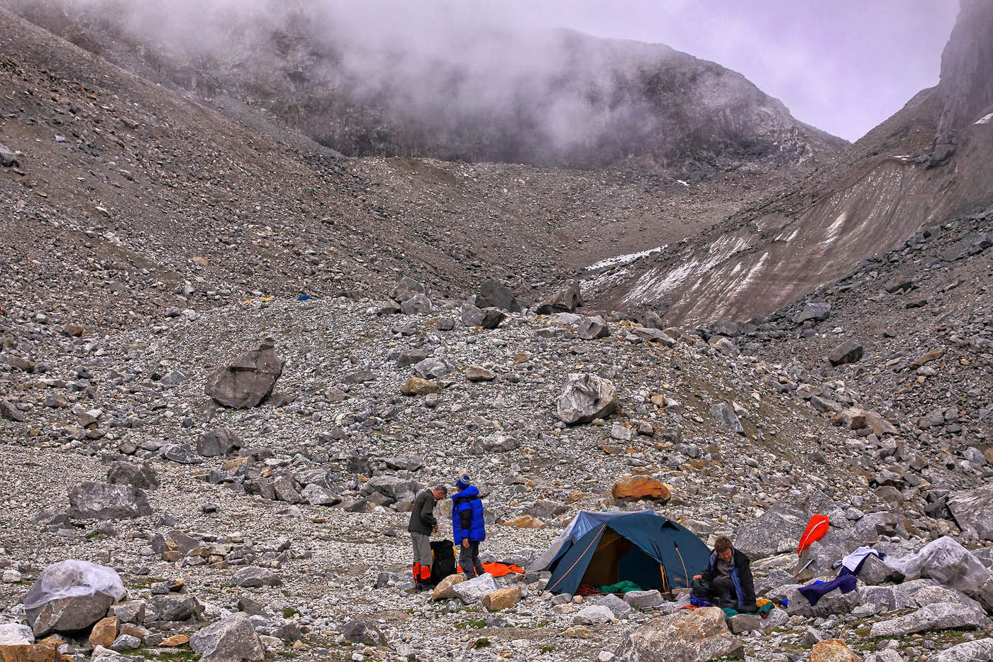 "Тёплый угол"