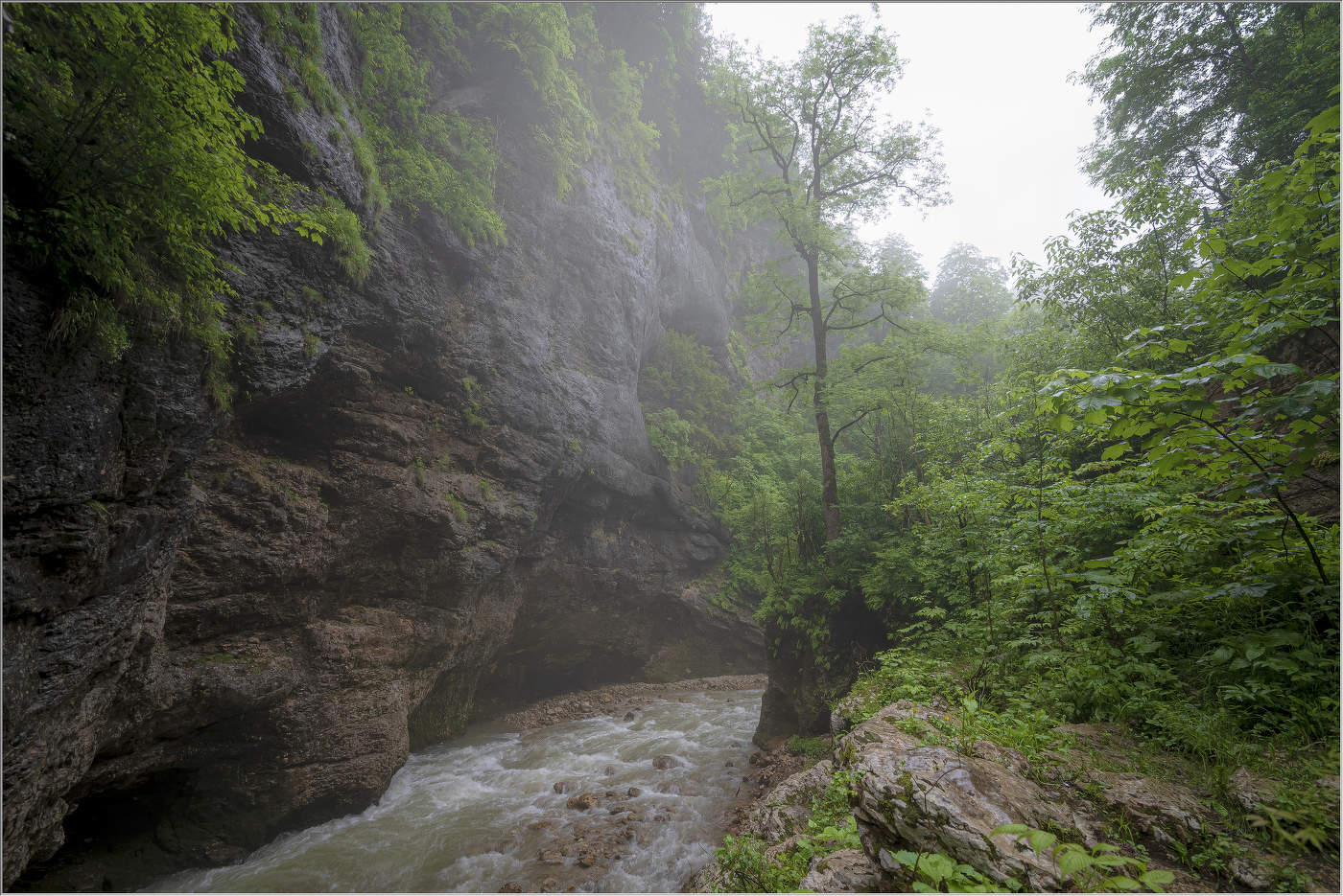 Гуамское ущелье