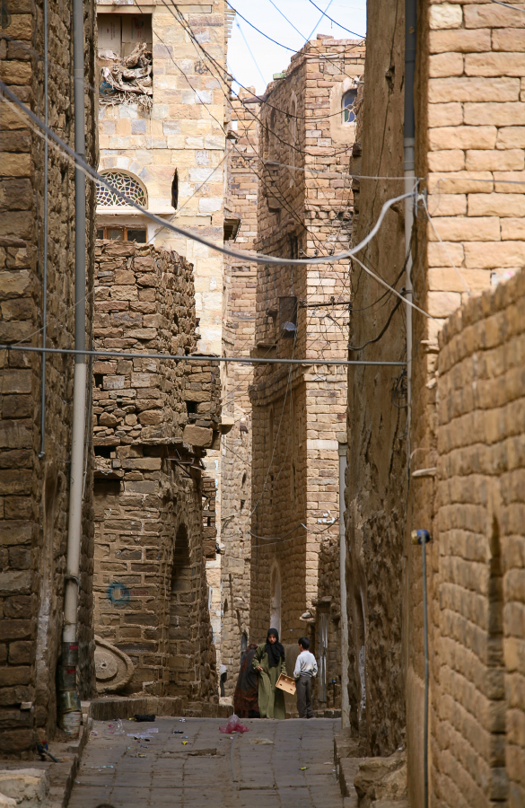 Вот эта улица, вот этот дом ...